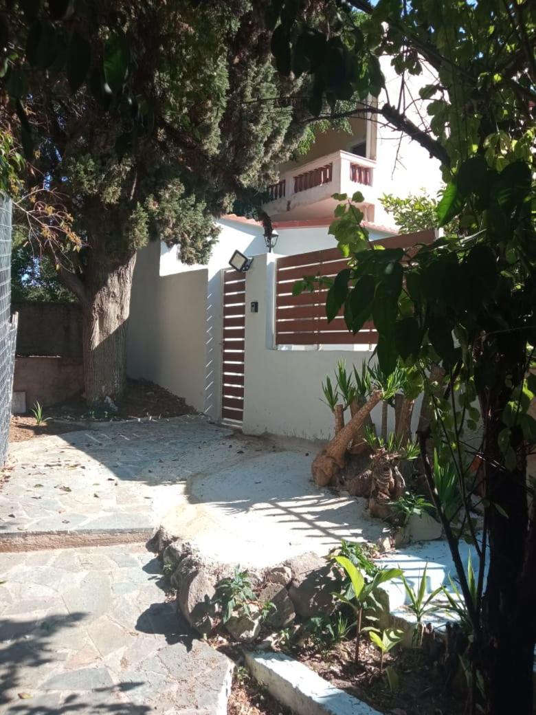 Utopia Suites Aegina المظهر الخارجي الصورة