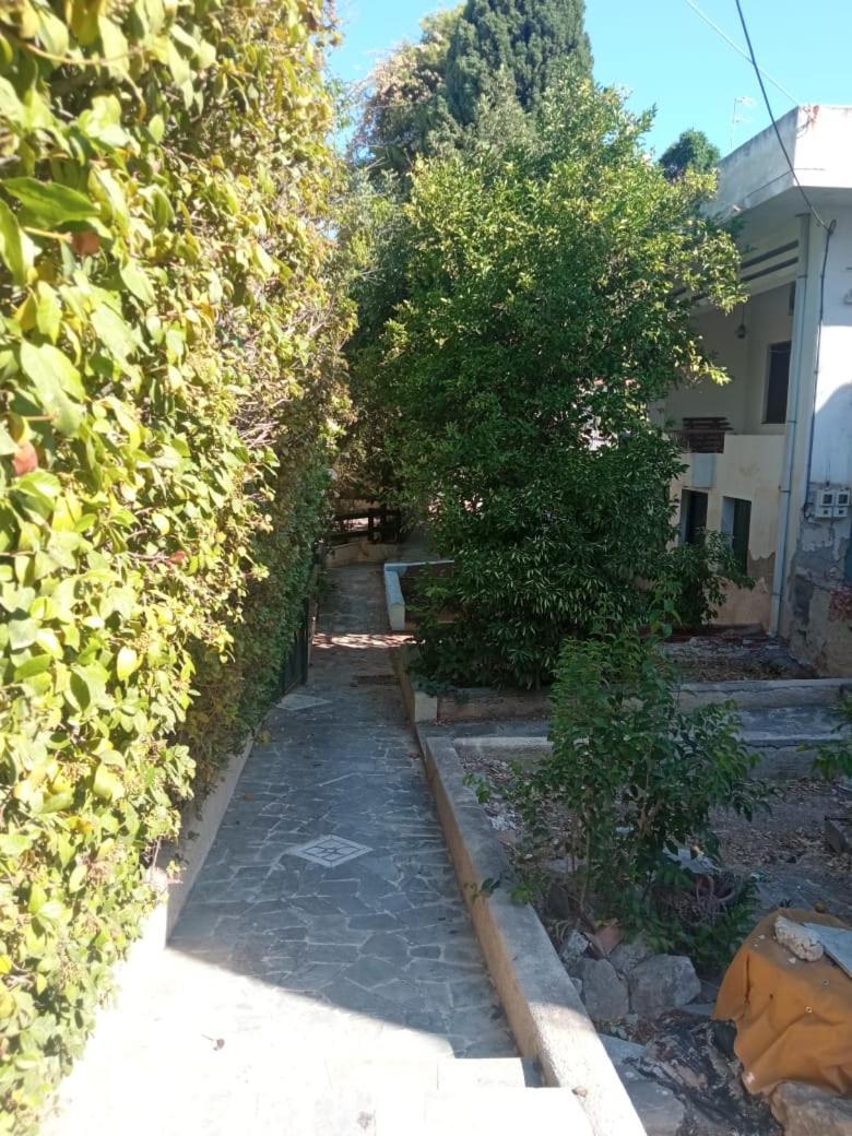 Utopia Suites Aegina المظهر الخارجي الصورة