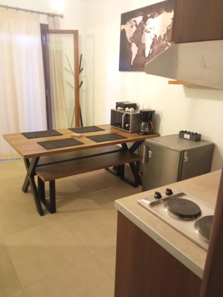 Utopia Suites Aegina المظهر الخارجي الصورة